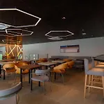 Studio Completo A Passos Da Beira Mar No Meireles