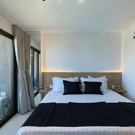 Apartamento Completo A Passos Da Beira Mar No Meireles Fortaleza (Ceara)