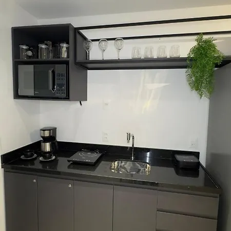 Apartamento Completo A Passos Da Beira Mar No Meireles