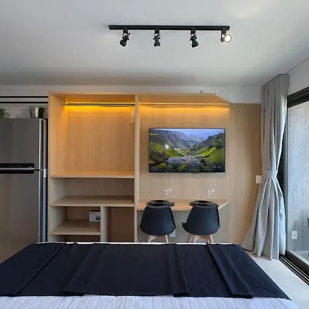 Apartamento Completo A Passos Da Beira Mar No Meireles