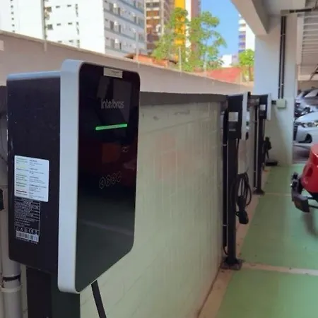 Apartamento Completo A Passos Da Beira Mar No Meireles