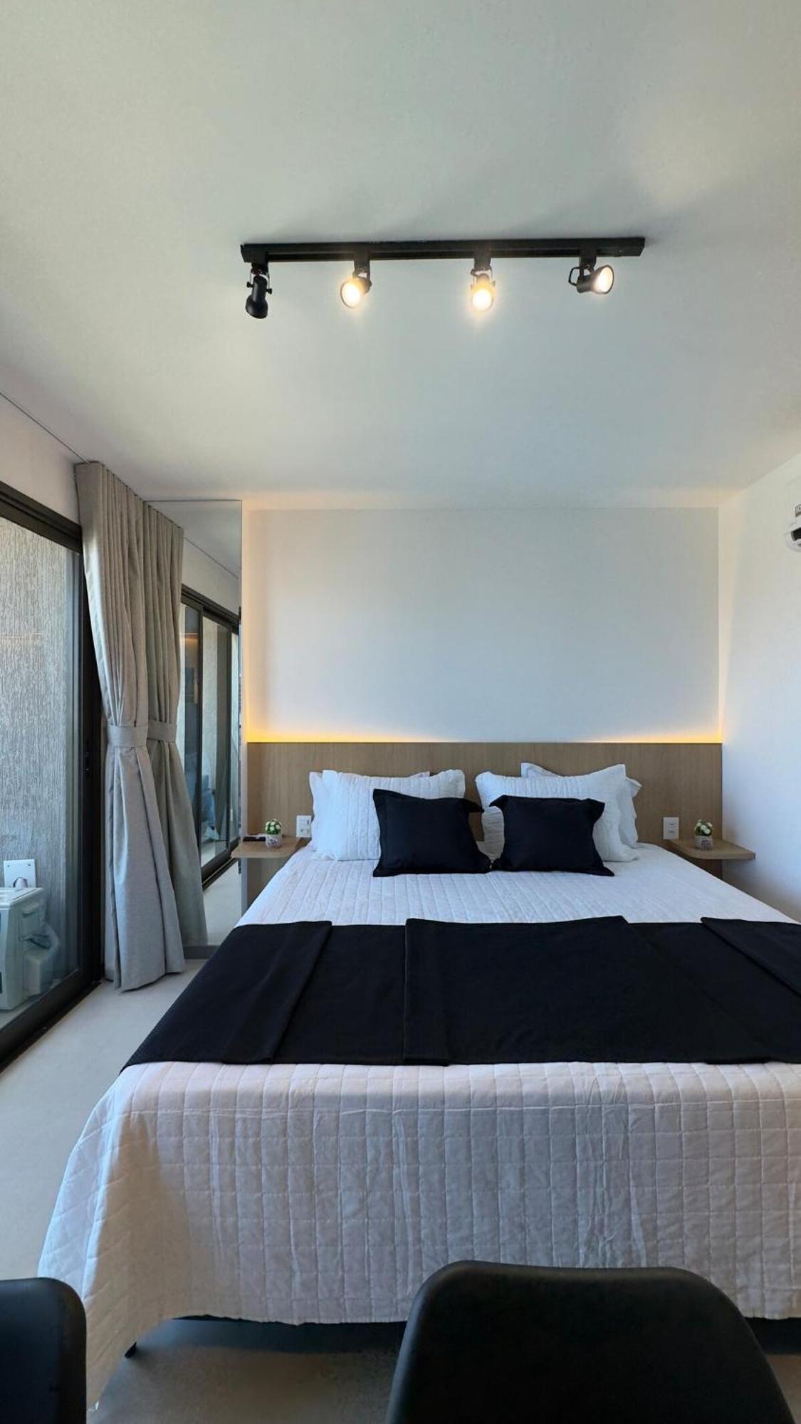 Apartamento Completo A Passos Da Beira Mar No Meireles Fortaleza (Ceara)