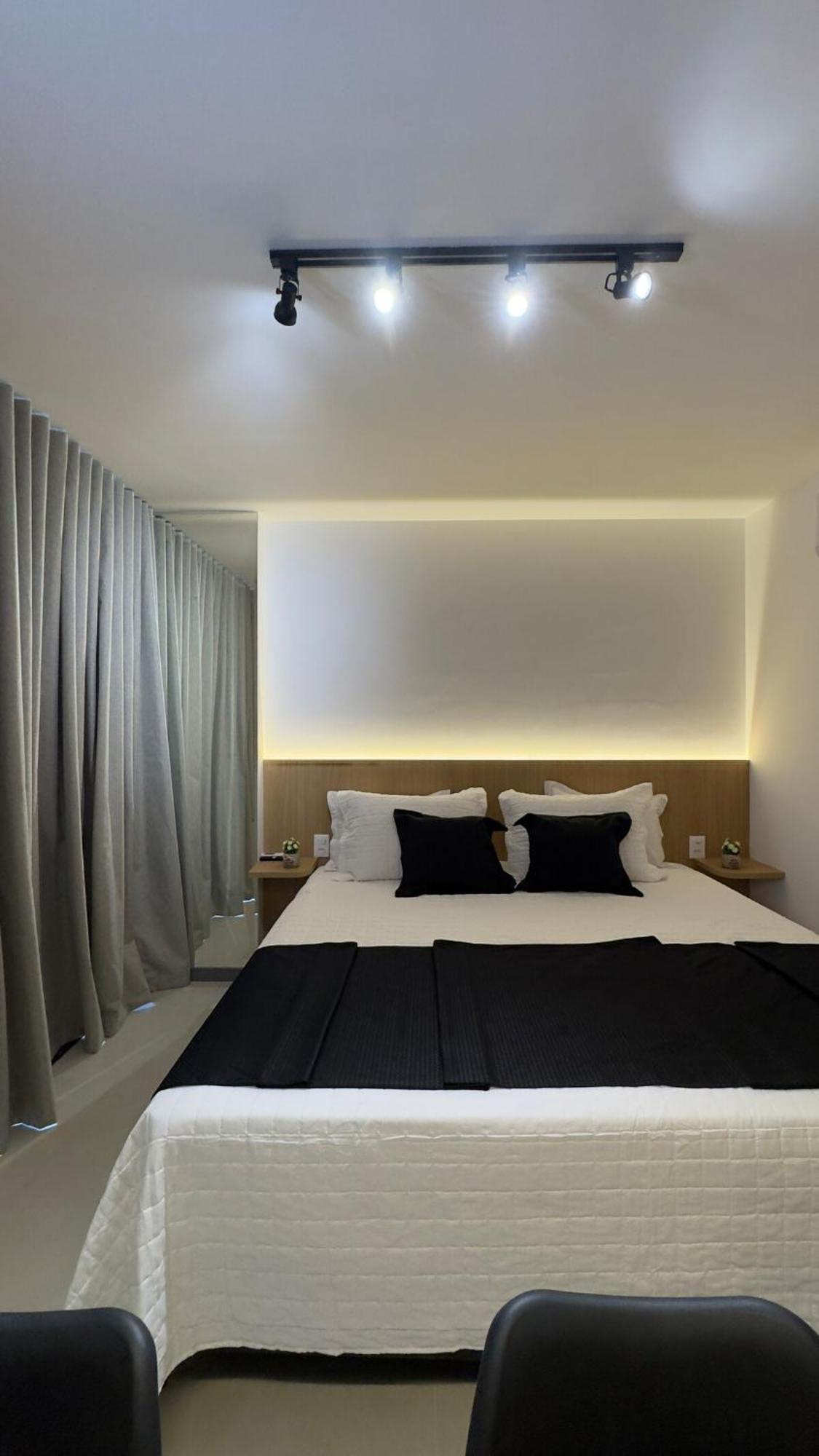 Completo A Passos Da Beira Mar No Meireles *