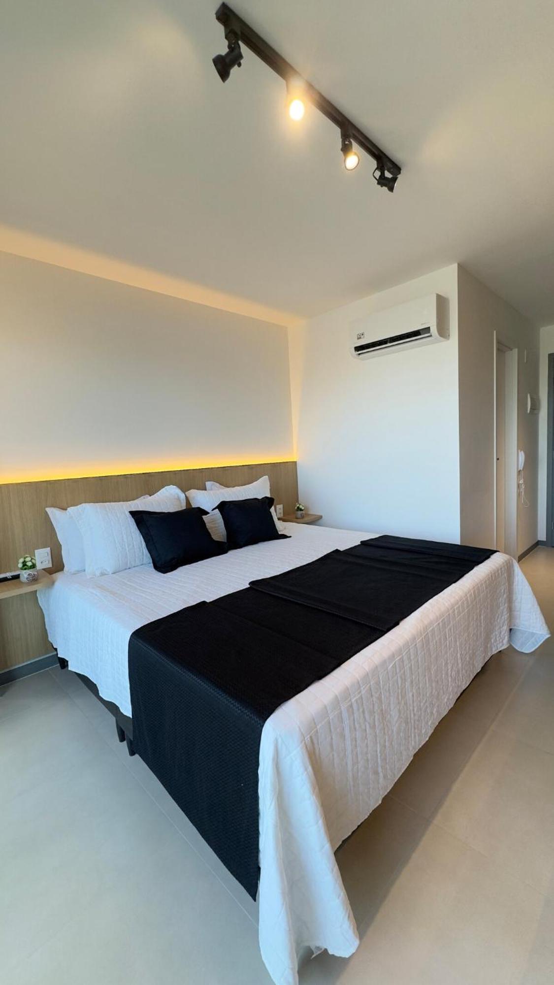 Completo A Passos Da Beira Mar No Meireles * Fortaleza (Ceara)