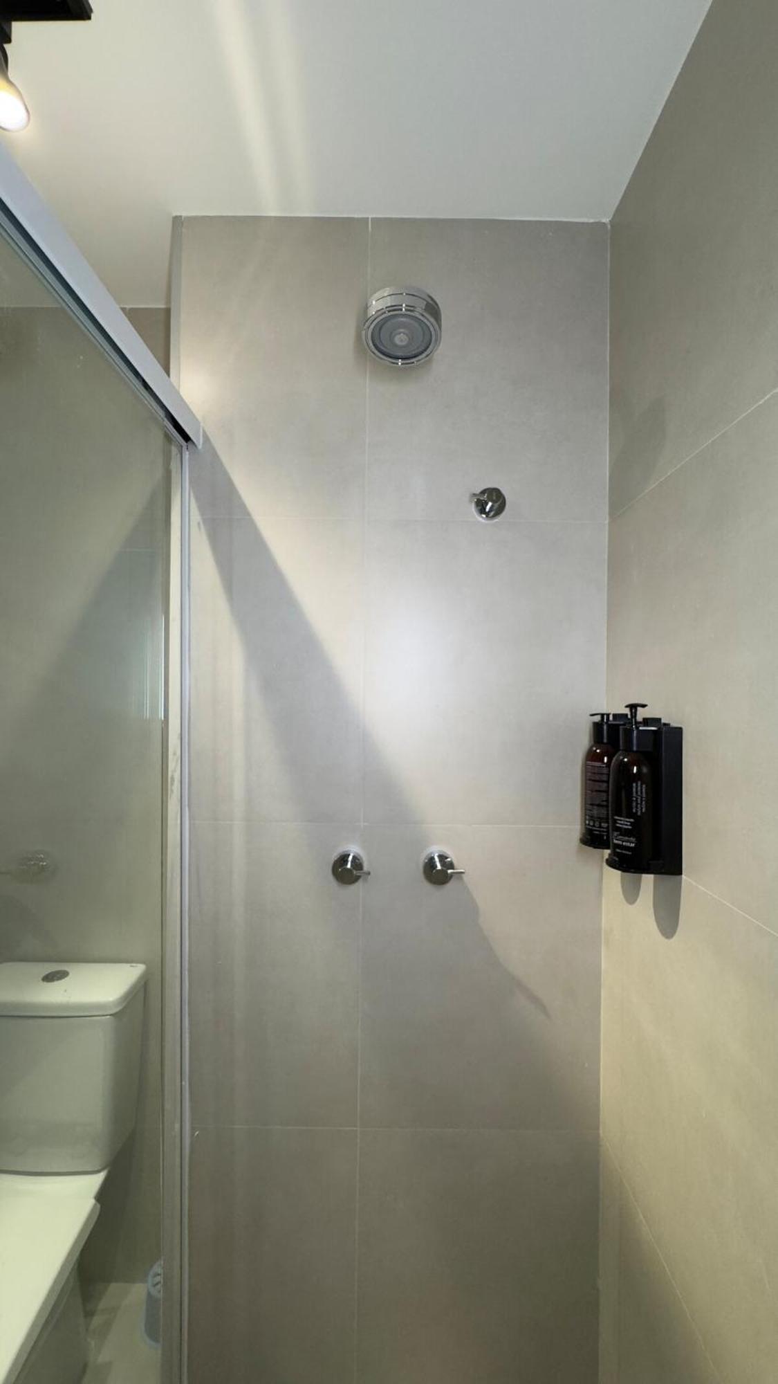 Completo A Passos Da Beira Mar No Meireles