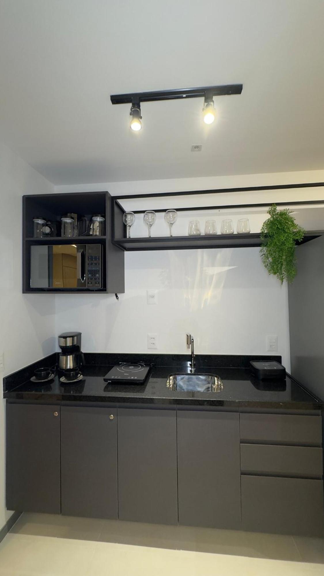 Completo A Passos Da Beira Mar No Meireles *