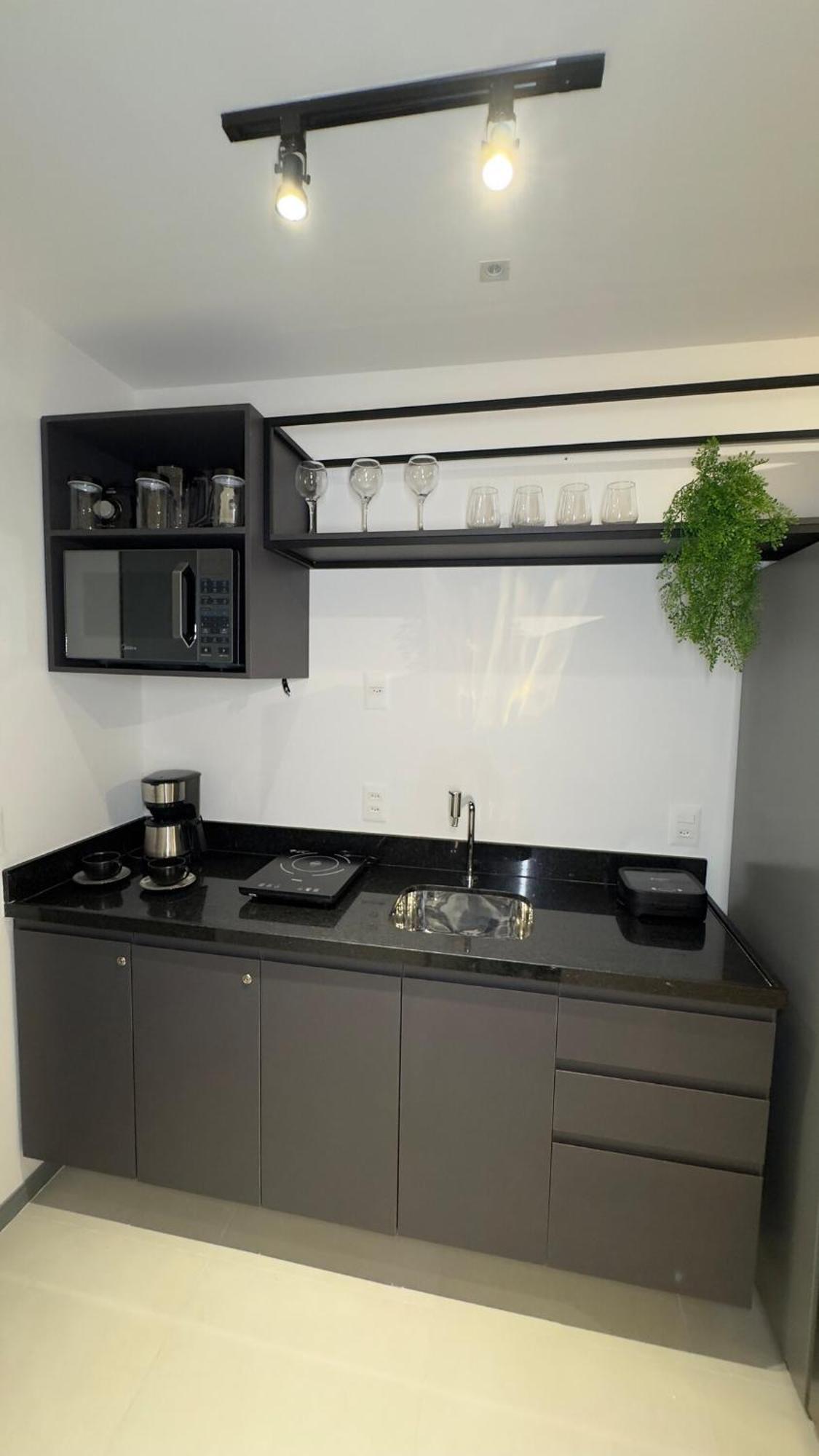 Apartamento Completo A Passos Da Beira Mar No Meireles