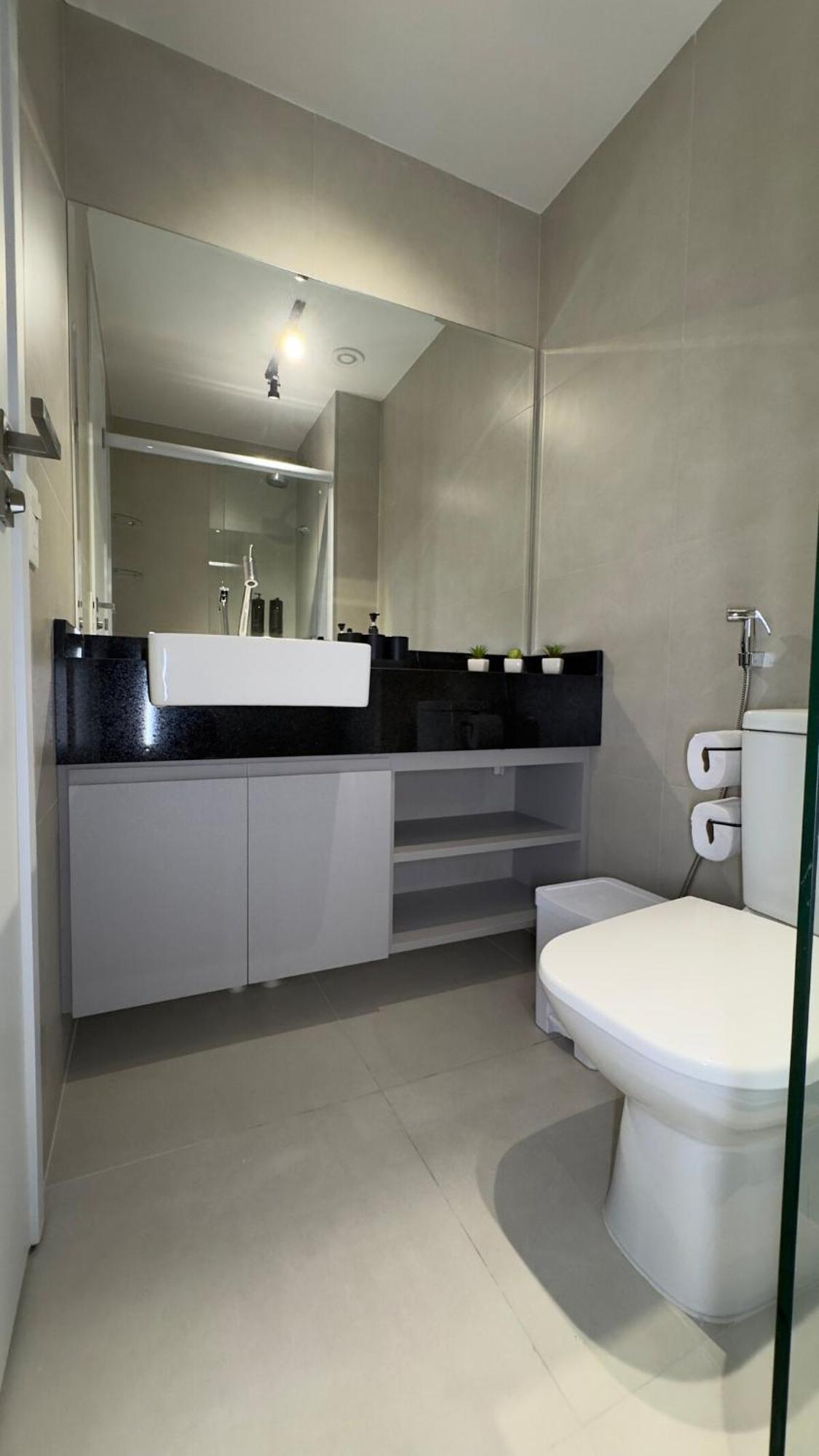 Completo A Passos Da Beira Mar No Meireles