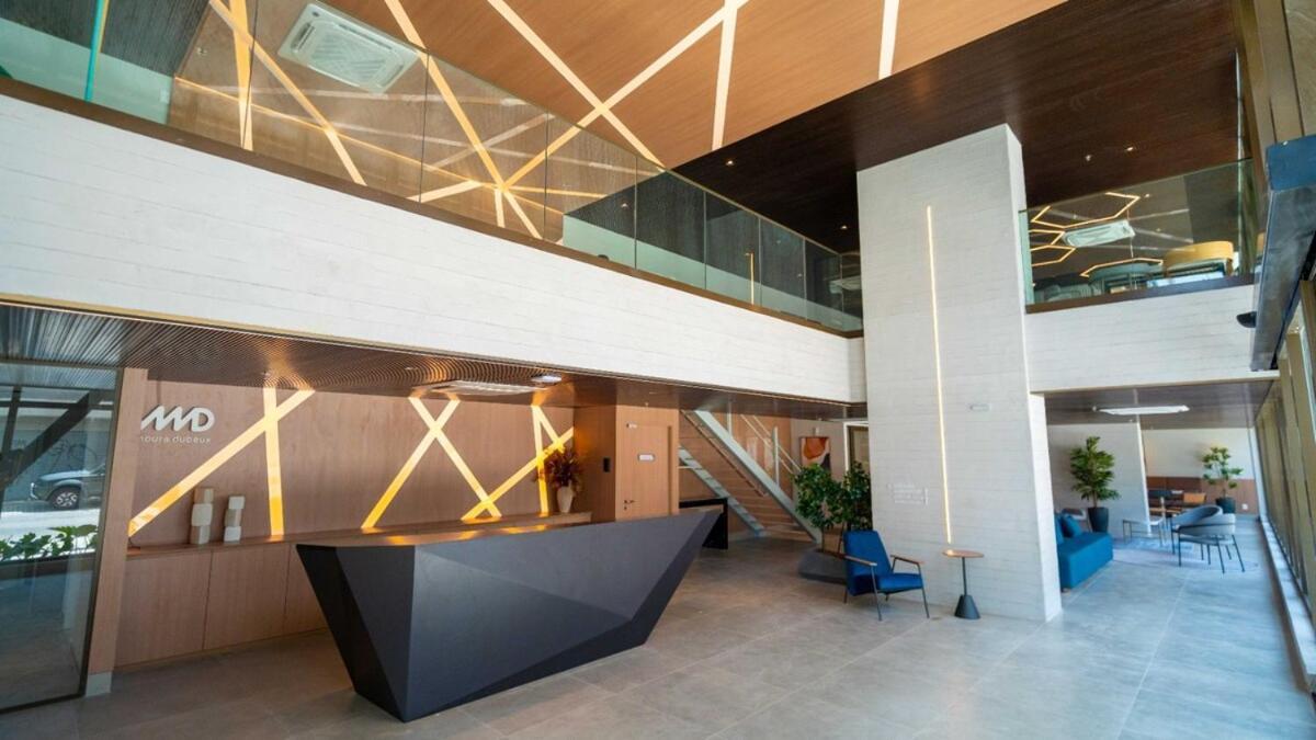 Completo A Passos Da Beira Mar No Meireles Apartamento